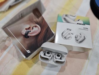 New, never used Bose Ultra bone conduction open ear buds.
