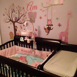 Crib with Changer/ Mattress Included