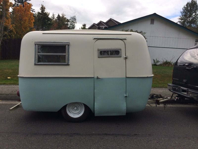 13' Boler / Scamp like Fiberglass Trailer
