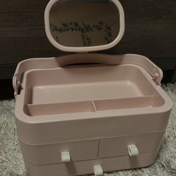 Makeup case