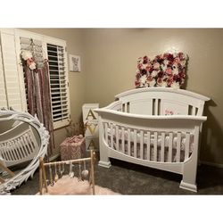 Beautiful Crib With Waterproof Mattress 