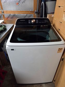 Lightly used Samsung washing machine
