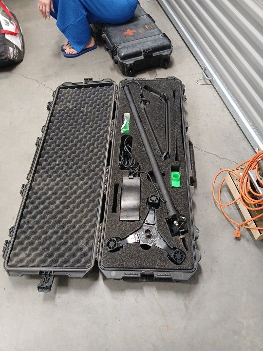 Paxlight Field Surgical Led Light Systems  2 Sets  With Cases