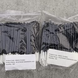 $2 for (200) NEW MAC Extreme Dimension Lash Spoolies Tester Wands