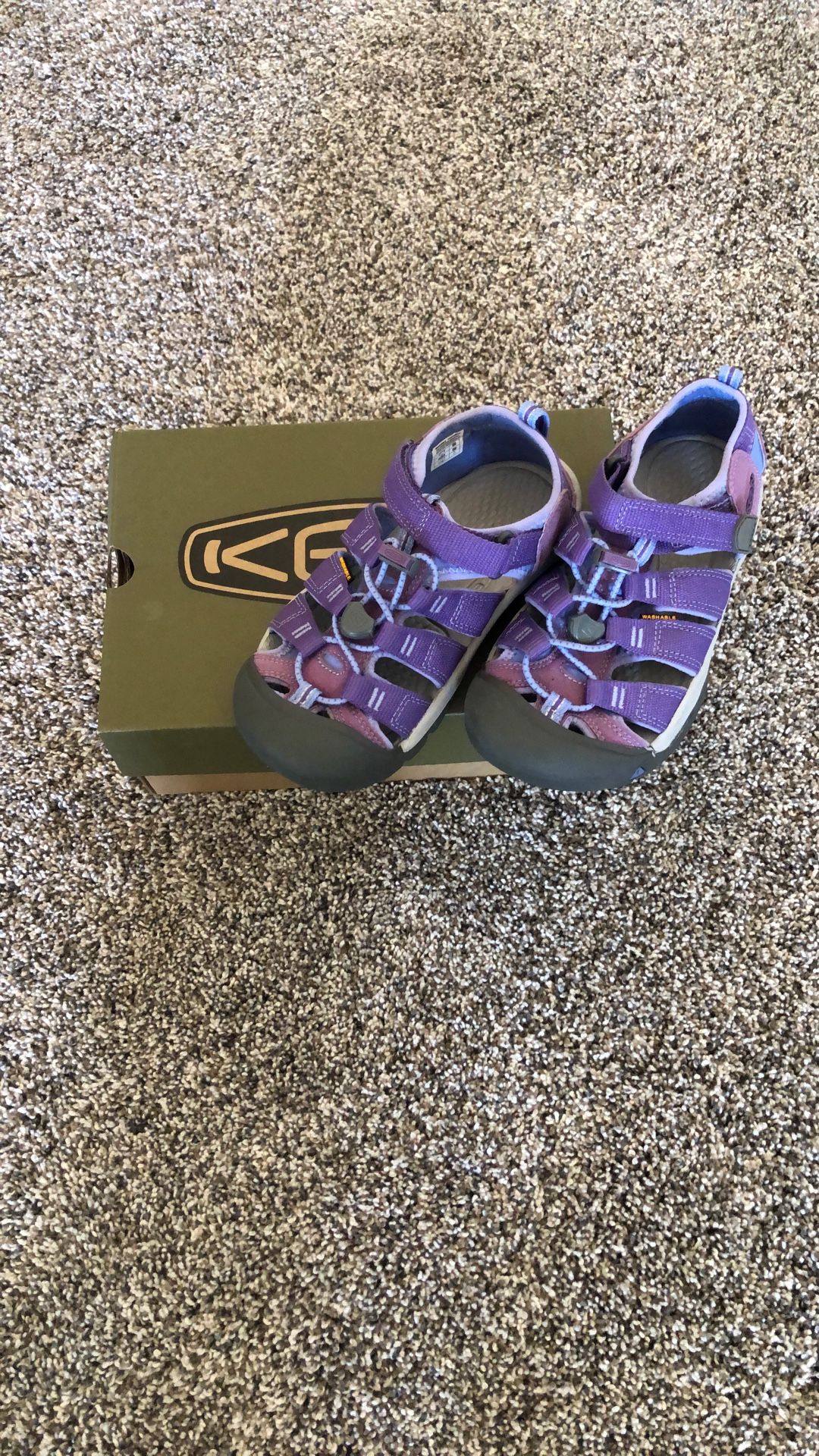 Keen Sandals, Girls Size 2 $20