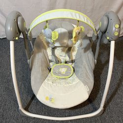 Ingenuity Comfort 2 Go Compact Portable Cushioned Baby Swing with Music