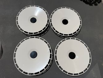 Cups for Tesla Model Y 2020-2024