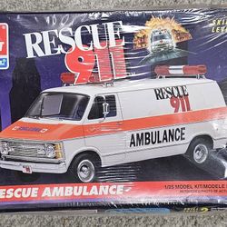 AMT Rescue 911 TV Series Dodge Van Ambulance 6416