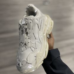 Balenciaga Triple S All White 
