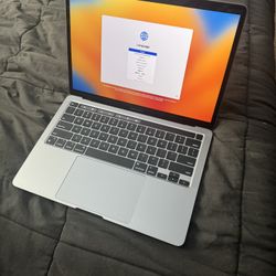 2020 MacBook M1 256g 