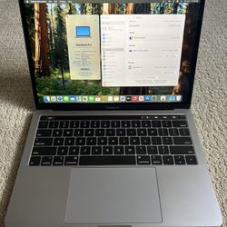MacBook Pro 13” Touchbar I7 