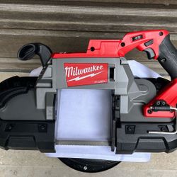 Milwaukee Fuel M18 Brushless Bandsaw