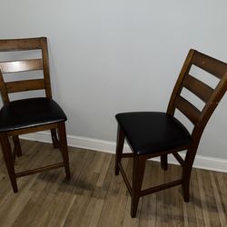 Winsome Mona 24” Stool – Antique Walnut – Gently Used