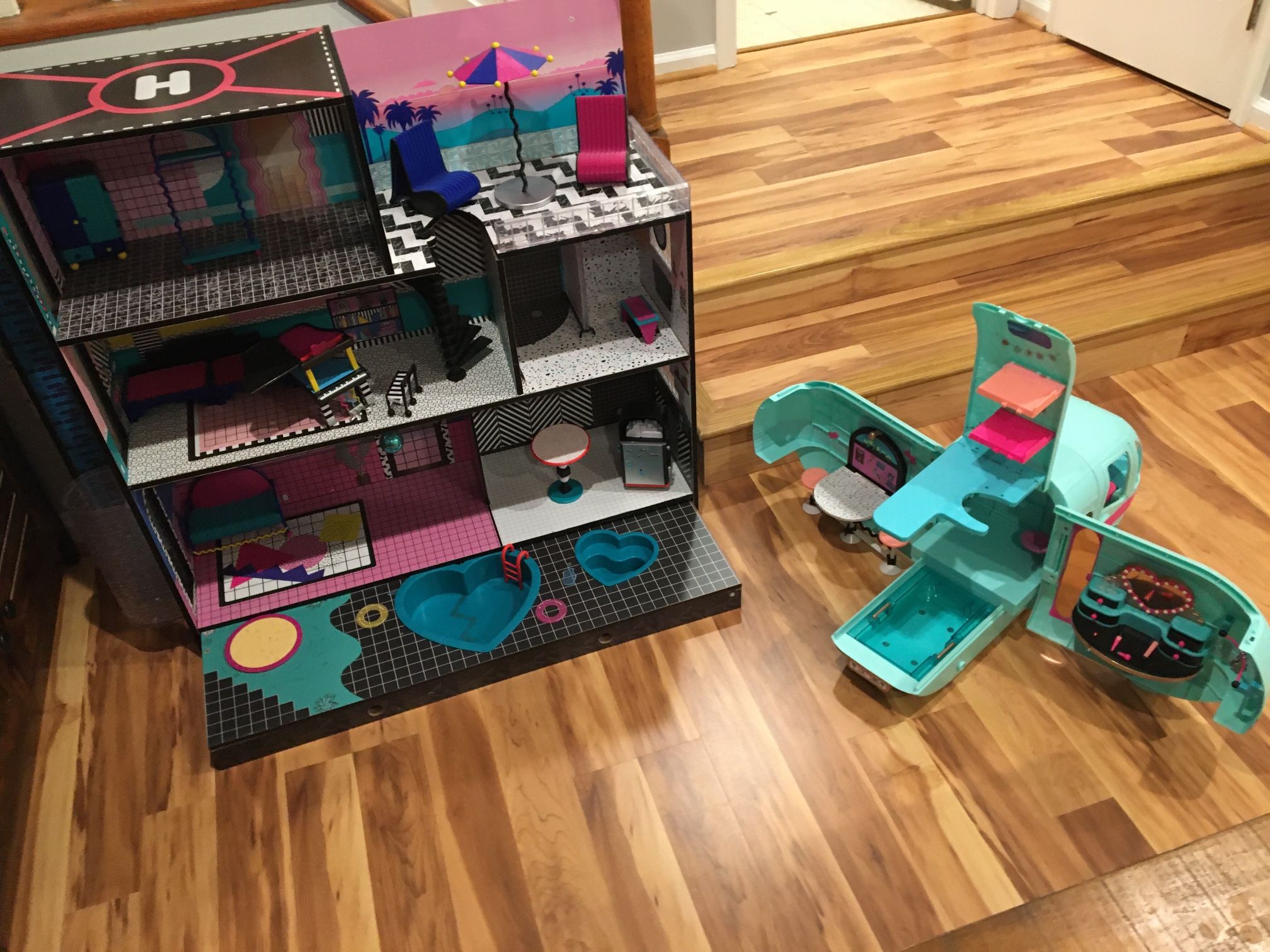 LOL Doll House and LOL Camper $40 OBO