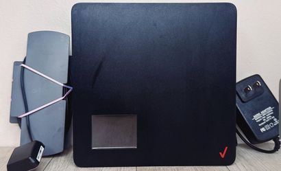 Verizon 4G Lte Network Extender(Perfect For About Anywhere Honestly)