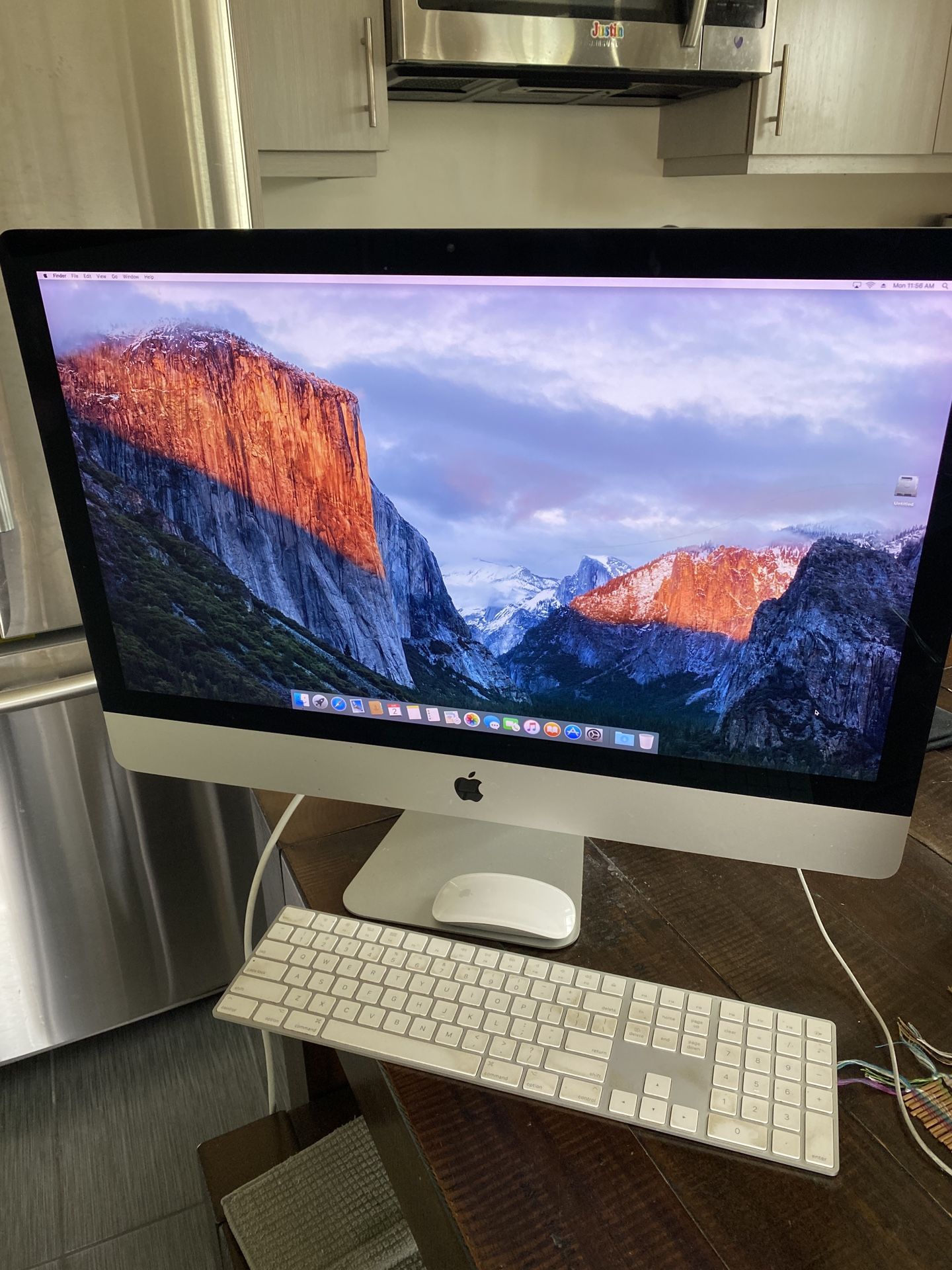 iMac 27” Retina 5K – Late 2015 – 4.0GHz i7 / 32GB RAM – $450