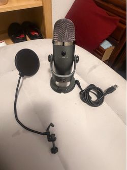 Blue Yeti USB Microphone