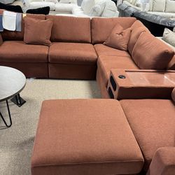 BLUETOOTH SPEAKER SECTIONAL!