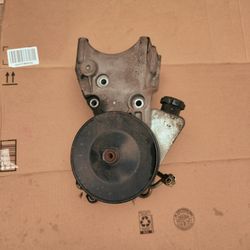 Power Steering Pump For Chevy Silverado Or GMC Sierra V6..4.3...2007