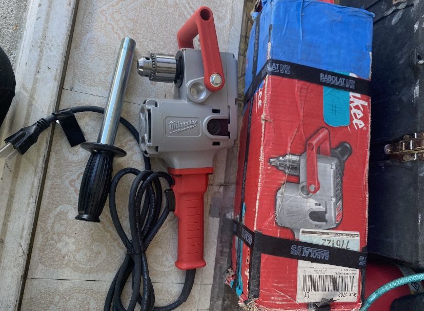 Milwaukee Hole Hawg Heavy-Duty Corded Drill
