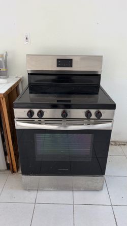 Kitchen Oven