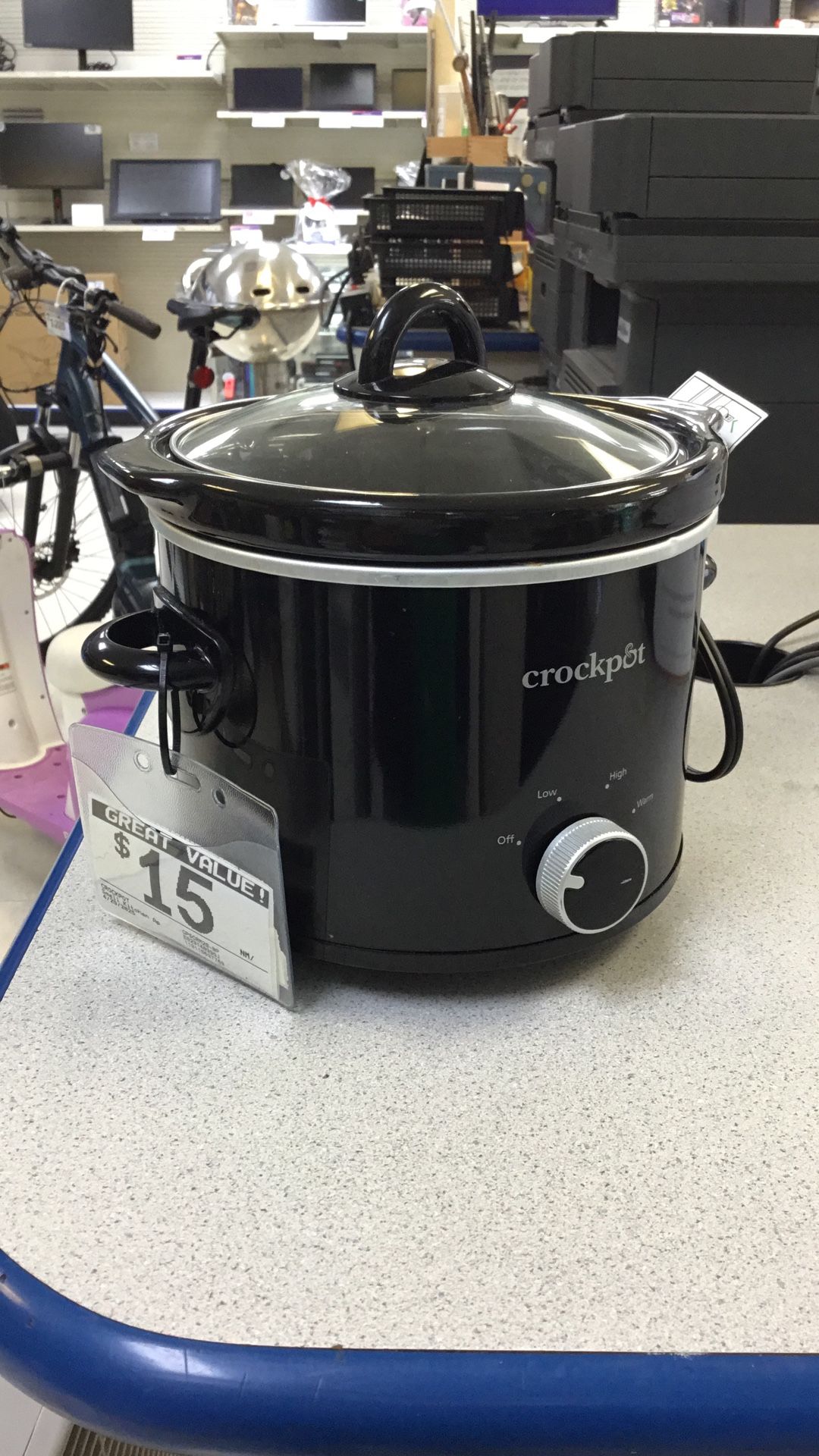 $15. Crockpot, Small Kitchen Appliance.
