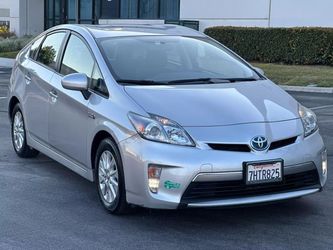 2015 Toyota Prius Plug-in Hybrid