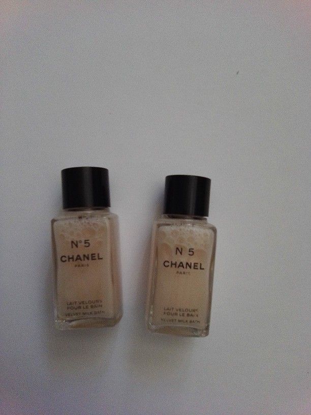 Chanel No 5 Velvet Milk Bath 2 Bottles