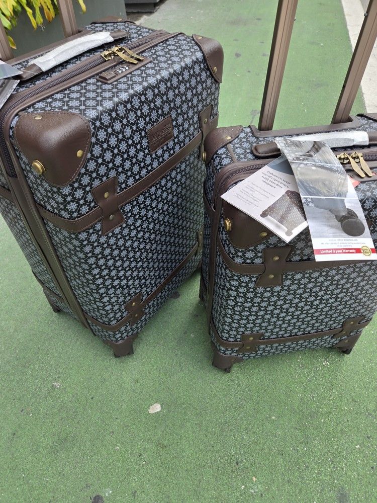 2 Pc.set Travel Suitcase 8 Wheels Spinner 20" Carry On And 24" Good For 50 Pounds Extra Lightweight Expandable Waterproof New With Tags Tsa Lock