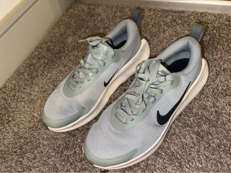 Nike Shoes Men Size 12 Grey Running