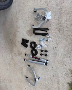 Leveling kits