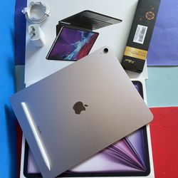 iPad Air 13” (M2 Processor / 2024 / purple) 256gb With Keyboard, Pen Accessories