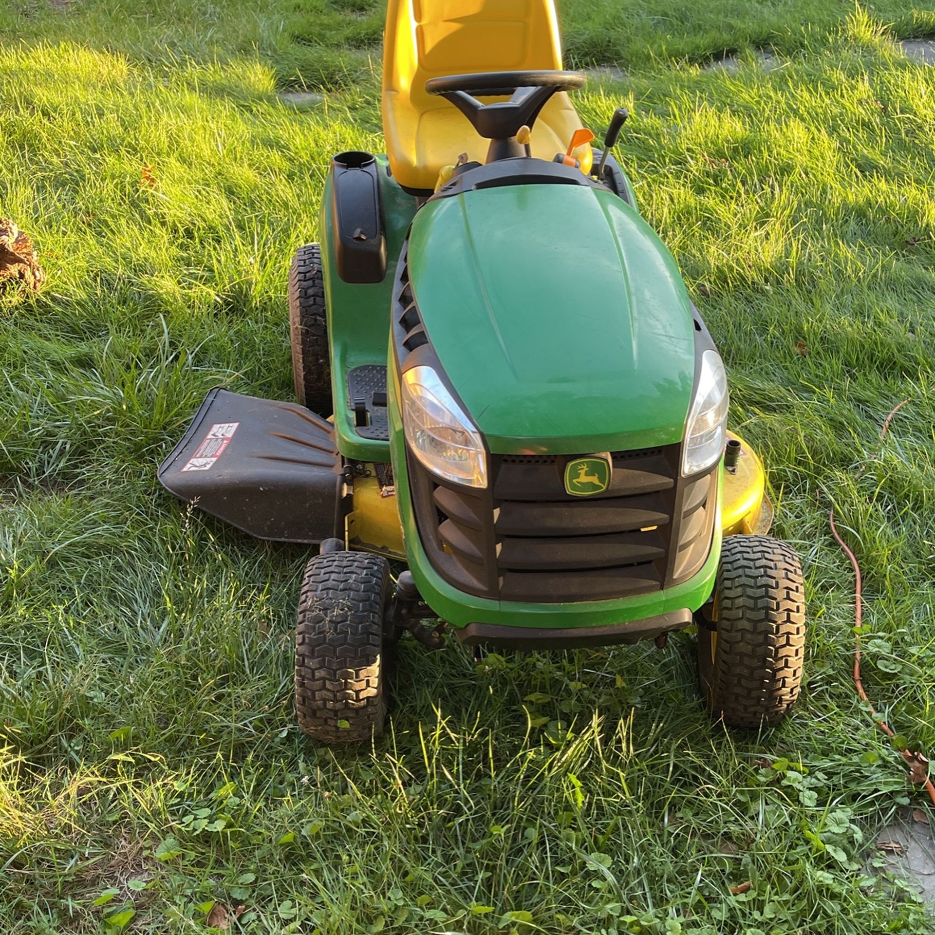 Riding Lawn Mower John Deer 86 Hours