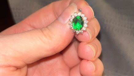 Clip on emerald earrings new