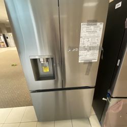 Lg French Door Refrigerator 