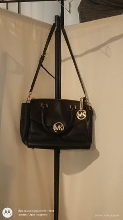 Michael Kors Hudson Large Leather Satchel Shoulder Bag Black
Leather satchel
Michael Kors
Black, LeatherDescription
NWT$398.00 - Michael Kors Hudson L
