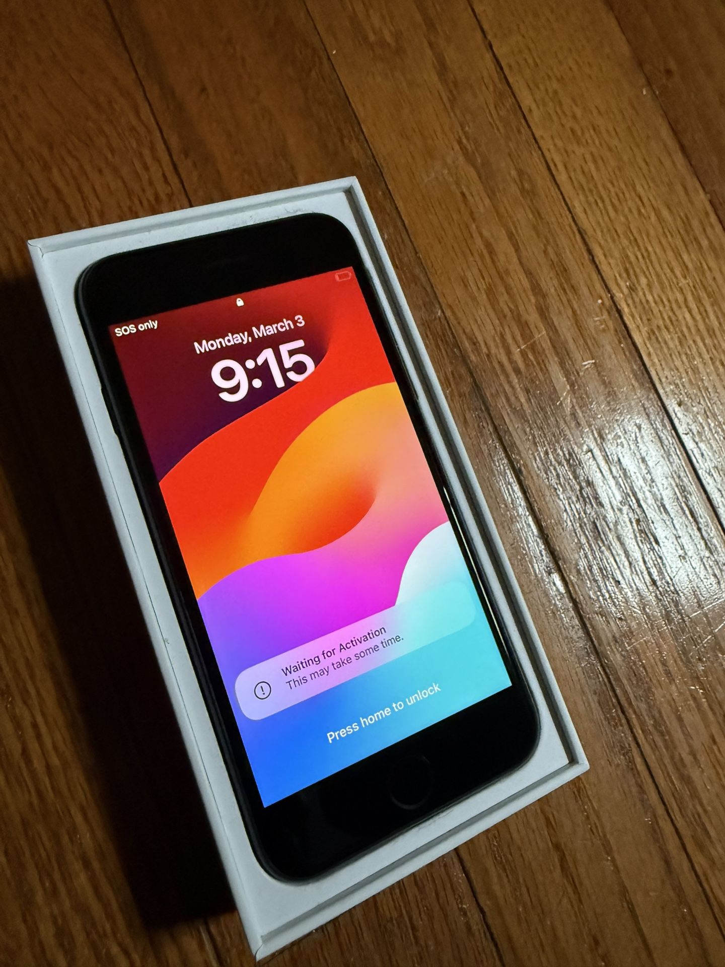iPhone SE 3rd Generation (Carrier Locked)