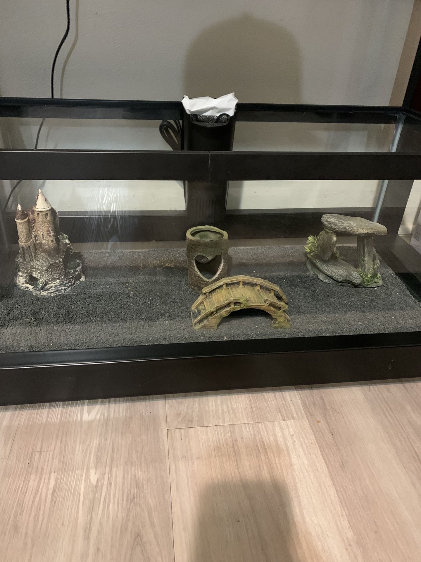 Fish Tank & Accessories