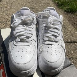 Size 11/11.5 Retro Jordans And Dunks 