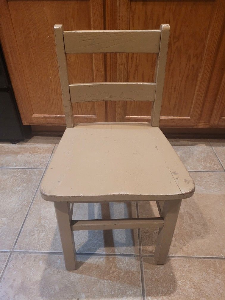 Small Kids Chair