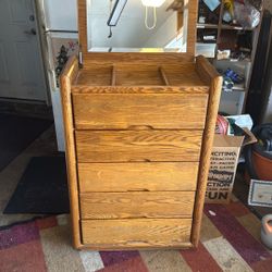 Dresser