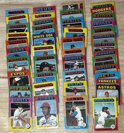 1975 Topps Baseball Card Lot 44 Total (100 #'s) Read Description