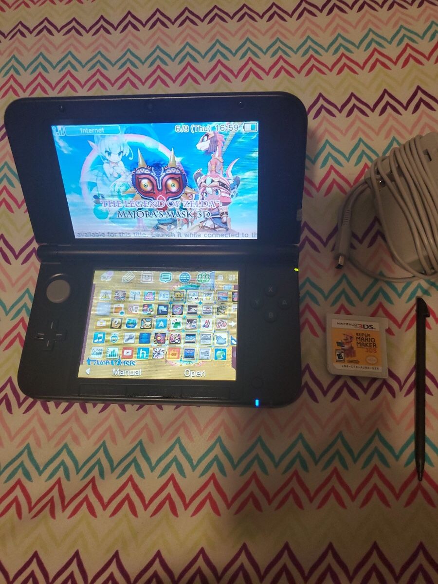 Nintendo 3DS XL