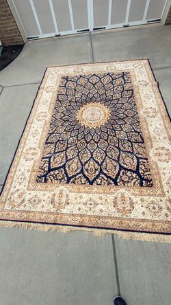 Classic persian rug made in Kuwait