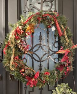 Large Artificial Prelit Christmas Wreath 