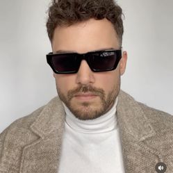 Sunglasses Men’s Black Like New