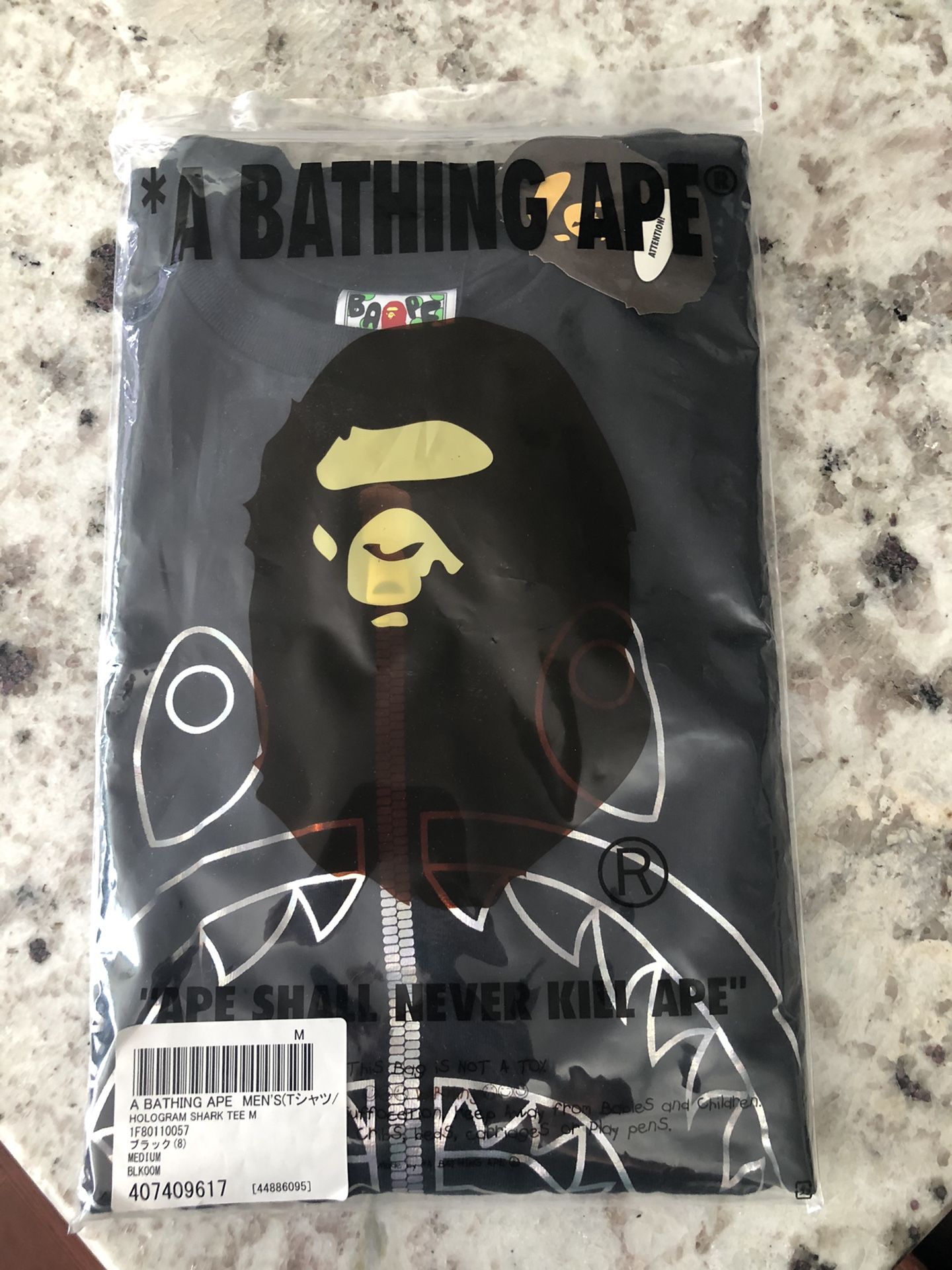 Bape hologram shark tee black M