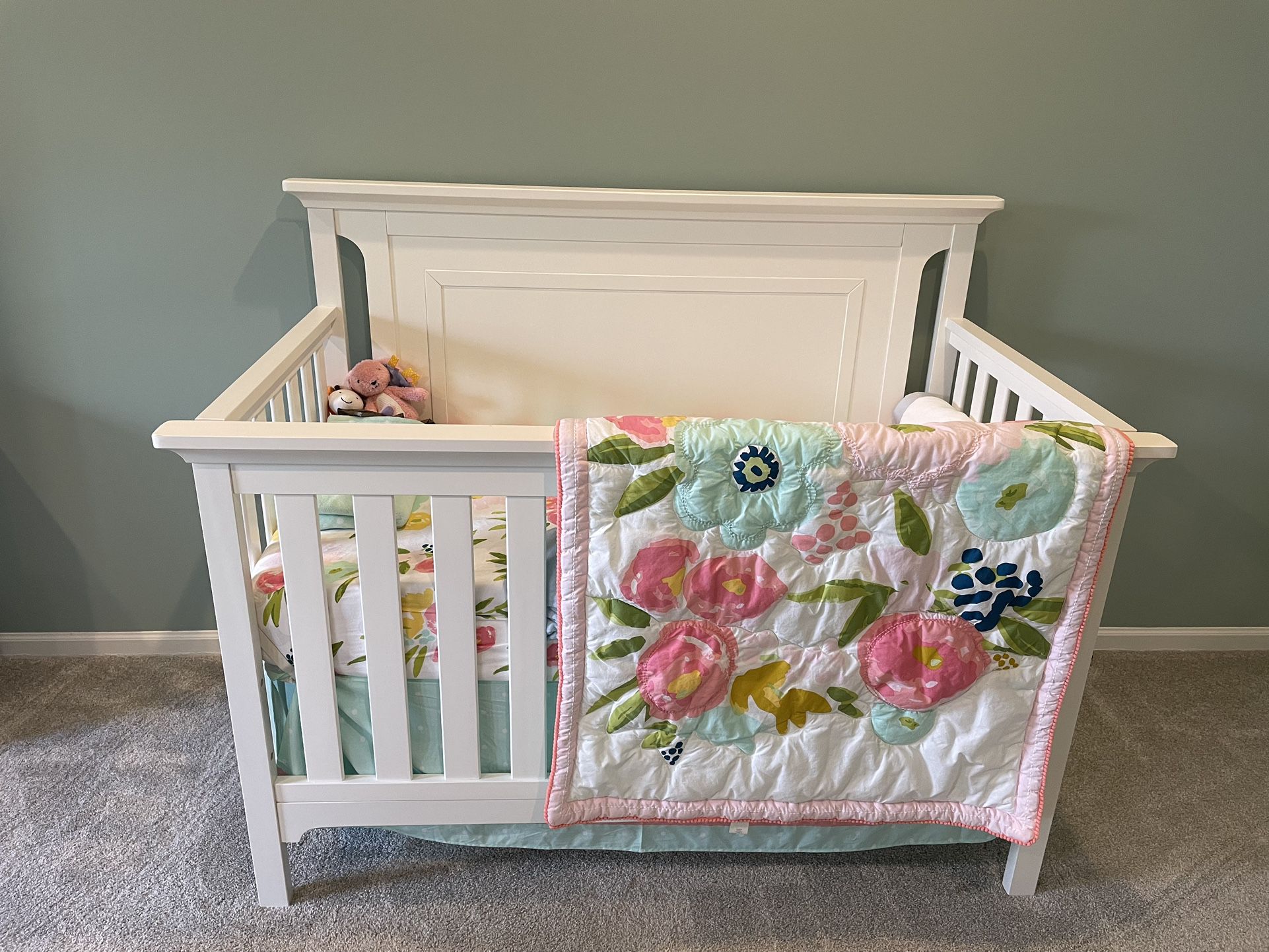 Nursery Crib And Dresser Set 
