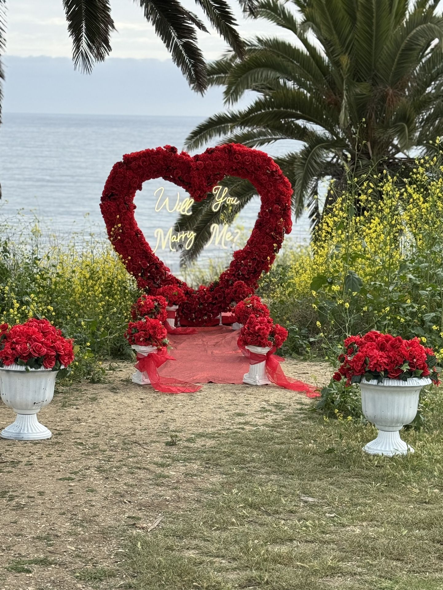 πΉβ¨ Stunning Heart-Shaped Flower Arch Setup π