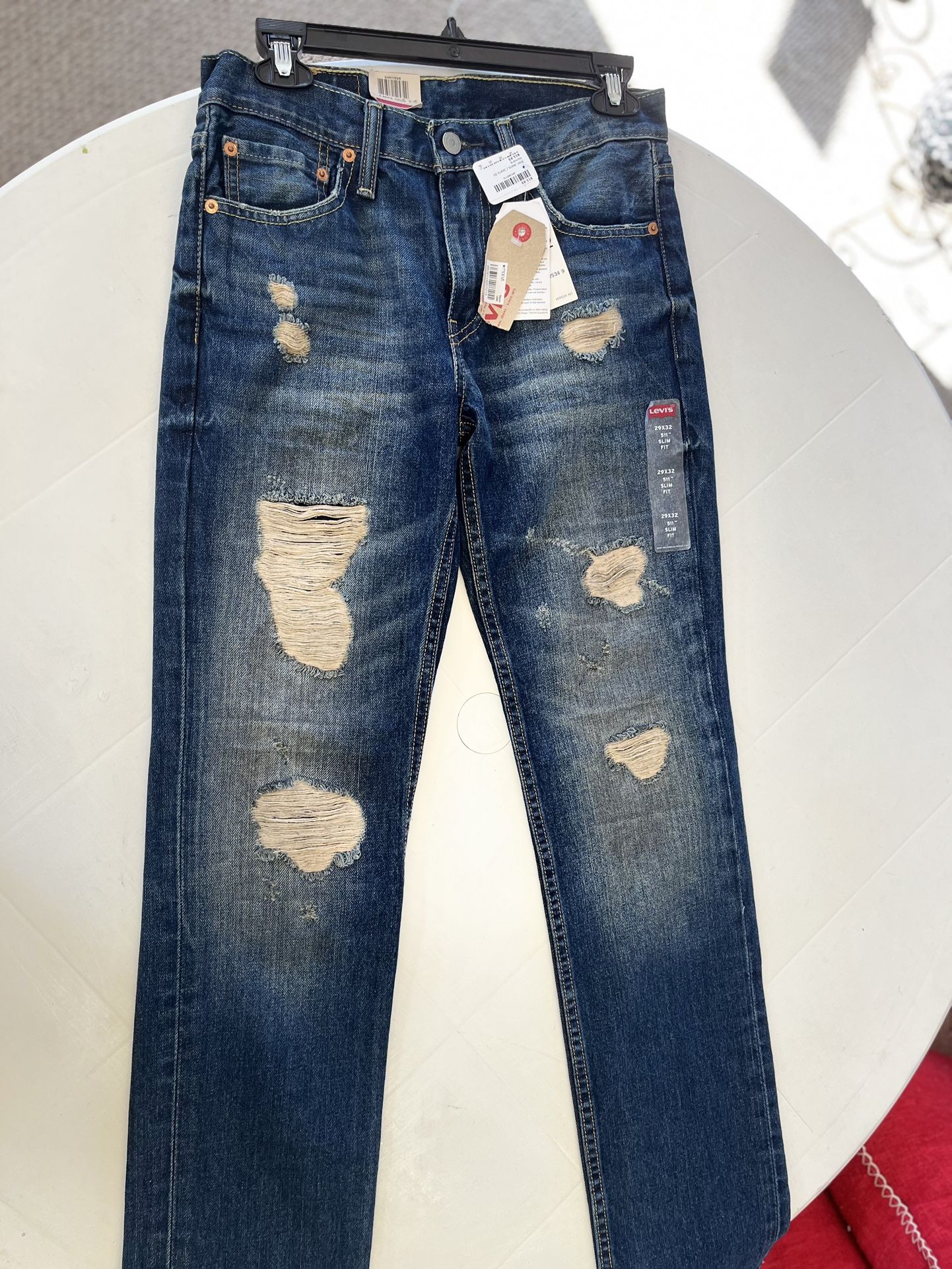 Men's clothing